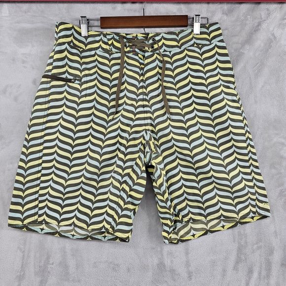 Patagonia Mens 33‎ Boardshorts Yellow Swim Trucks Pockets No Liner - Picture 1 of 8